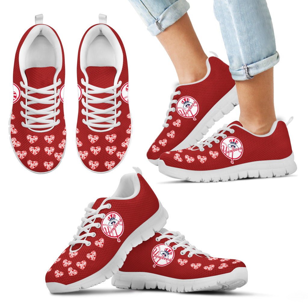 Love Extreme Emotion Pretty Logo New York Yankees Sneakers